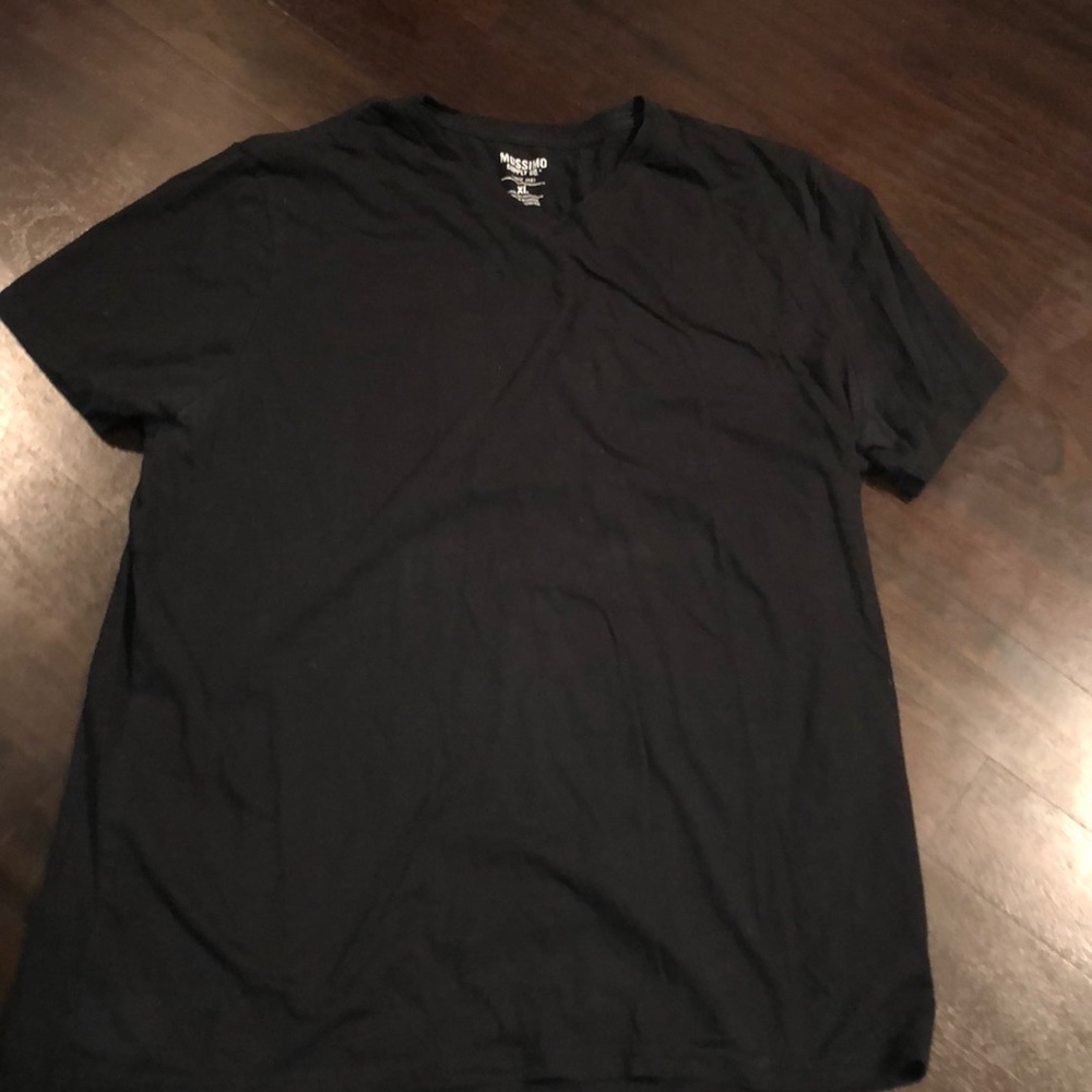 *Bundle of 7* Mossimo Cotton V neck XL’S BLACK